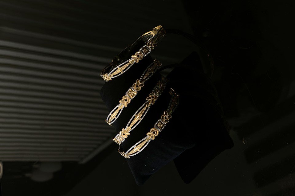 Bangles