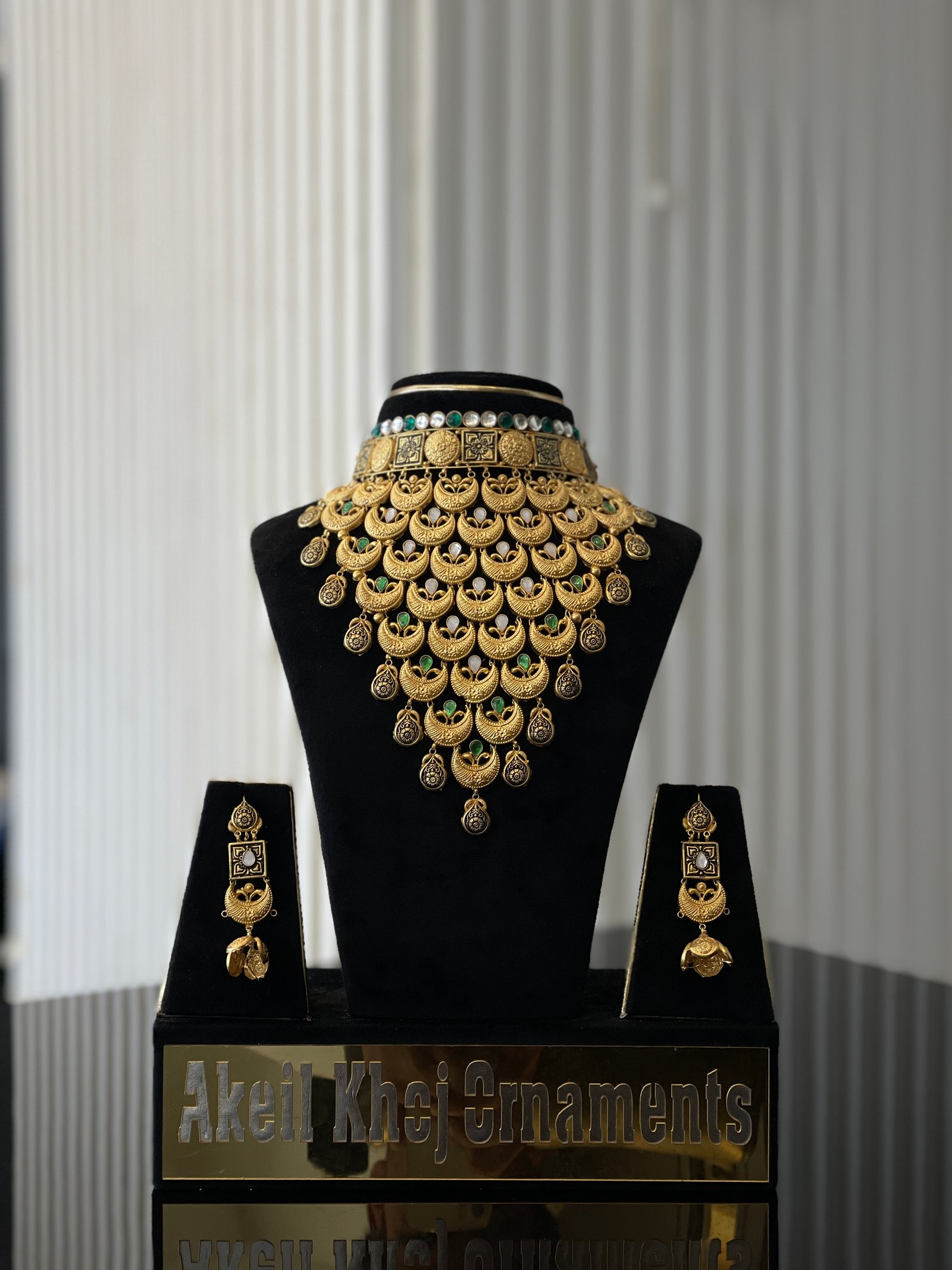 Royal Traditional Gold Bridal Necklace Set
